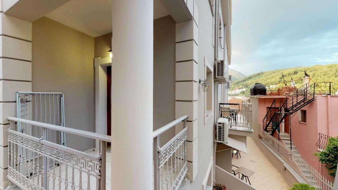 Parga Inn Suites * Parga