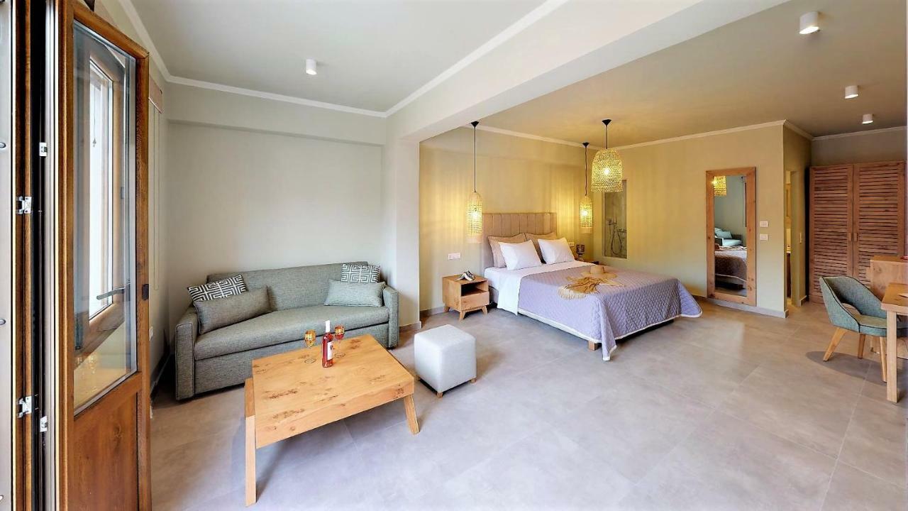 Parga Inn Suites *